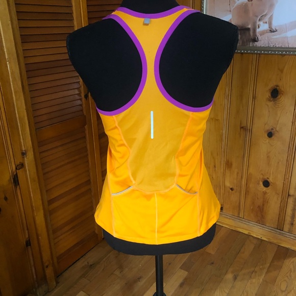 Nike tank top - Picture 2 of 6